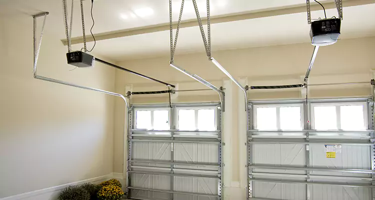 Residential Emergency Garage Door Repair in New Port Richey, FL