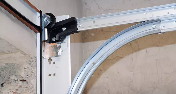 Maintain Liftmaster Garage Door Off Track in New Port Richey, FL